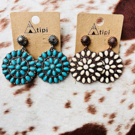 Western Choncho Style Flower Gem Earring